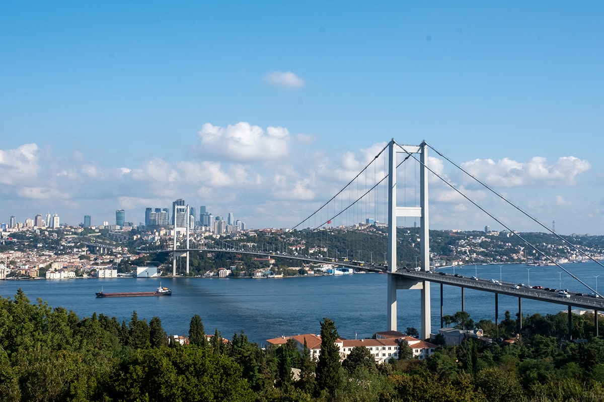 Bosphorus Bridges: A Tale of Two Continents and Modern Marvels